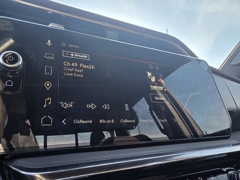 Used 2025 GMC Sierra 2500 Denali w/ Technology Package image 15