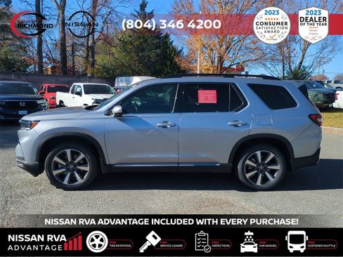 Used 2024 Honda Pilot Touring image 8