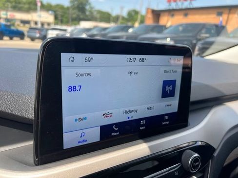 Certified 2022 Ford Escape SEL w/ Technology Package FWD image 12