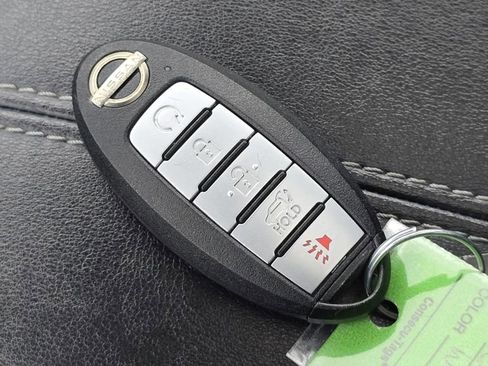 Used 2022 Nissan Pathfinder SL w/ SL Premium Package image 36