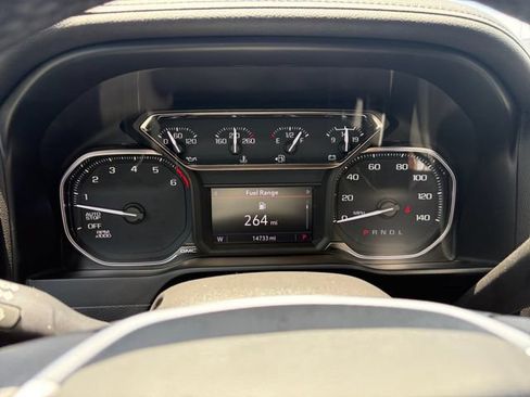 Used 2021 GMC Sierra 1500 SLT RWD image 9