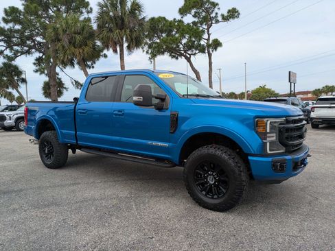 Used 2020 Ford F250 Lariat AWD/4WD image 2