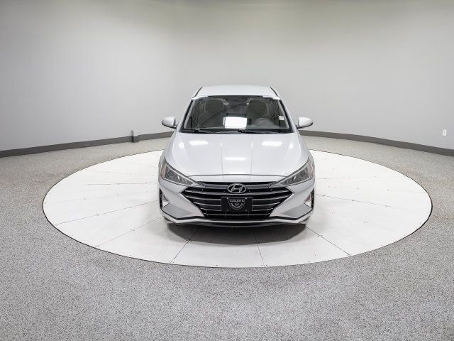 Used 2019 Hyundai Elantra SE FWD image 25