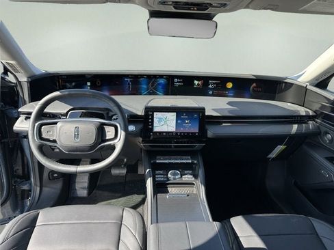 New 2026 Lincoln Nautilus Premier w/ Equipment Group 102A AWD/4WD image 11