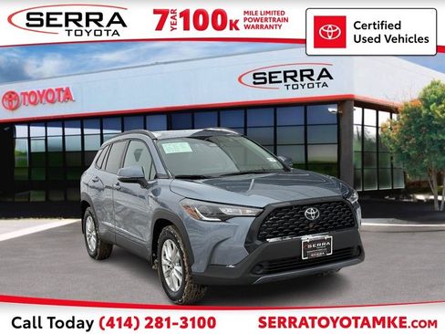 Used 2024 Toyota Corolla Cross LE image 1