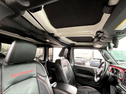 Used 2018 Jeep Wrangler Unlimited Rubicon image 24