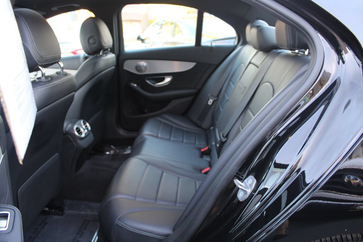 Used 2019 Mercedes-Benz C 300 Sedan image 24