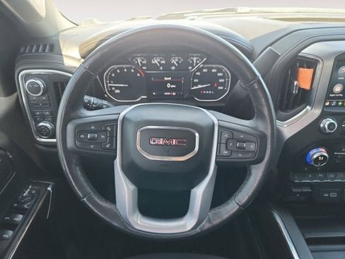 Used 2022 GMC Sierra 2500 SLE w/ SLE Value Package; AWD/4WD image 12