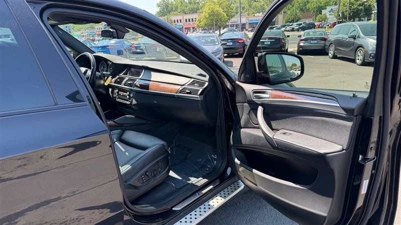 Used 2013 BMW X6 xDrive50i AWD/4WD image 35