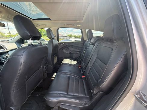 Used 2019 Ford Escape Titanium FWD image 19