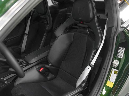 Used 2026 Porsche 911 GT3 image 40