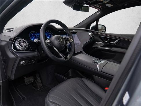 Certified 2023 Mercedes-Benz EQS 580 4MATIC SUV image 19