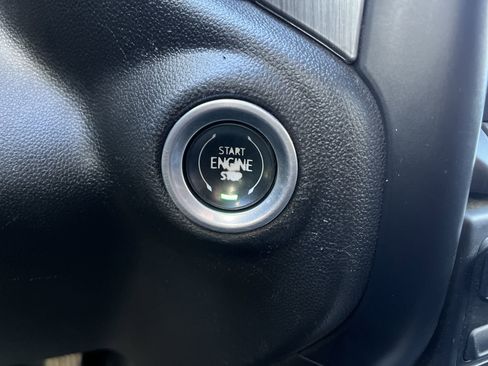 Certified 2022 GMC Sierra 3500 Denali w/ Denali Ultimate Package image 17