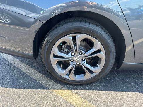 Certified 2023 Honda Accord EX image 14