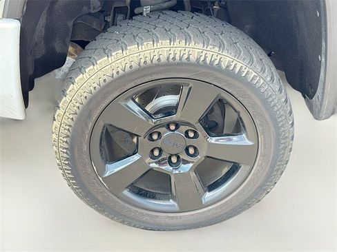 Used 2018 GMC Sierra 1500 SLE w/ SLE Value Package image 25