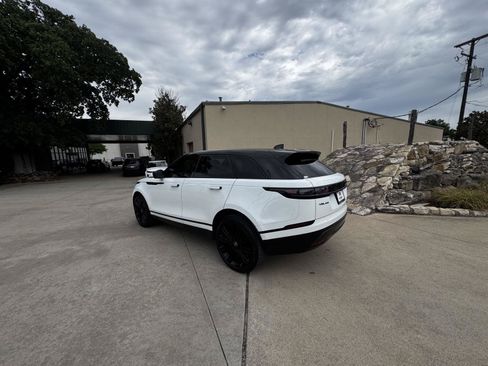 Used 2026 Land Rover Range Rover Velar Dynamic SE AWD/4WD image 3