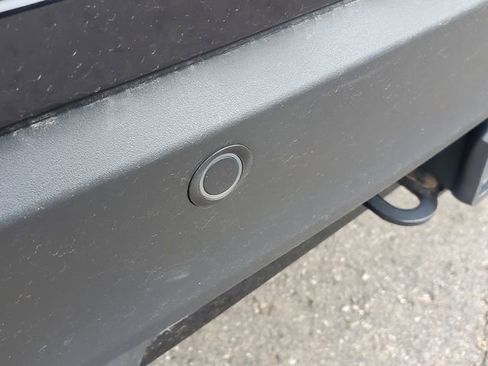 Used 2023 Ford Explorer ST-Line w/ Class IV Trailer Tow Package image 5