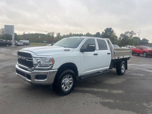 New 2024 RAM 2500 Tradesman w/ Chrome Appearance Group image 12