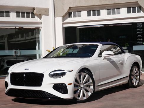 New 2026 Bentley Continental GTC image 11