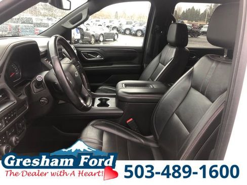 Used 2021 Chevrolet Suburban RST w/ Luxury Package AWD/4WD image 17