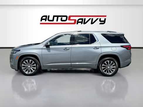 Used 2023 Chevrolet Traverse Premier AWD/4WD image 4