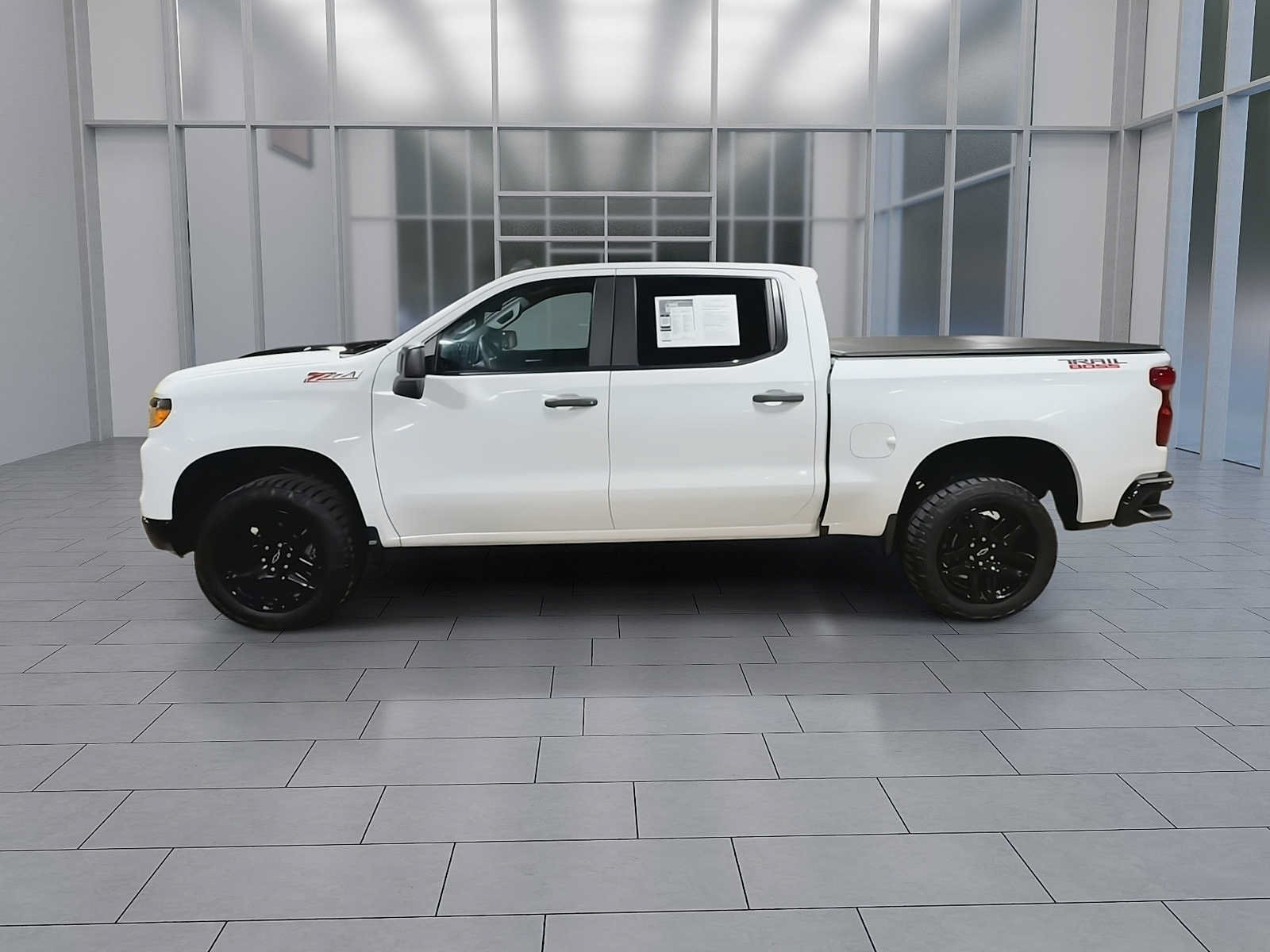 Used 2022 Chevrolet Silverado 1500 Custom Trail Boss AWD/4WD image 5