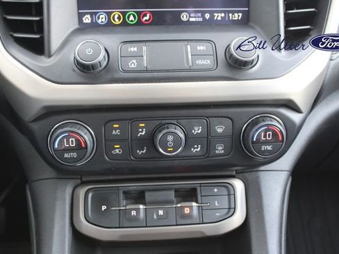 Used 2022 GMC Acadia Denali w/ Denali Ultimate Package image 19