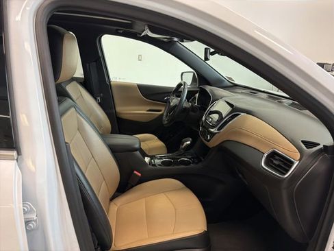 Used 2024 Chevrolet Equinox Premier AWD/4WD image 39