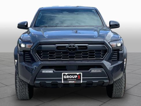 Used 2024 Toyota Tacoma TRD Off-Road AWD/4WD image 4