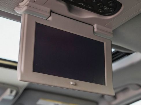 Used 2020 Cadillac Escalade ESV Luxury w/ Escalade Sport Edition image 33