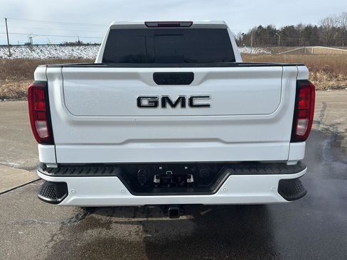 Used 2021 GMC Sierra 1500 Elevation w/ Preferred Package image 4