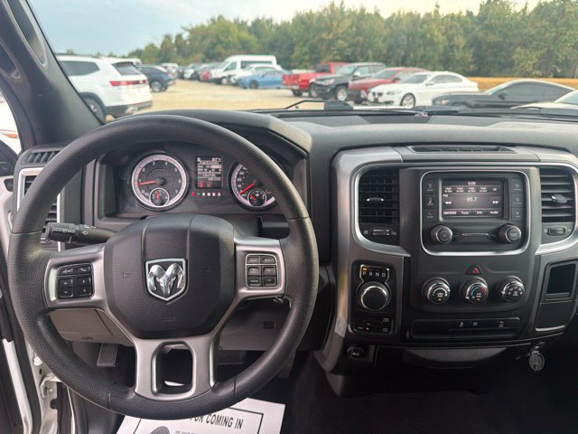 Used 2024 RAM 1500 Warlock AWD/4WD image 12
