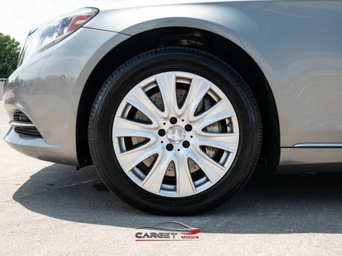 Used 2014 Mercedes-Benz S 550 Sedan w/ Premium 1 Package image 9