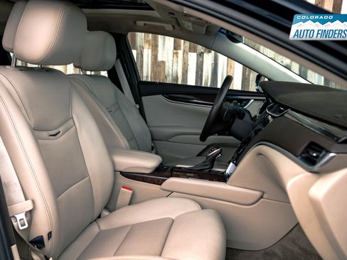 Used 2014 Cadillac XTS Luxury w/ Driver Awareness Package image 22