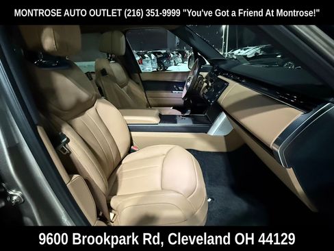 New 2026 Land Rover Range Rover SE image 17