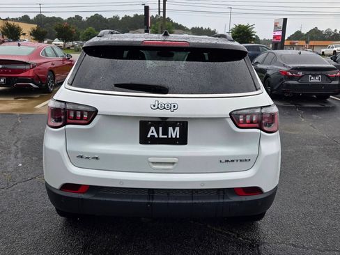 Used 2025 Jeep Compass Limited AWD/4WD image 10