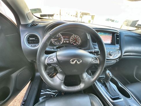 Used 2019 INFINITI QX60 Luxe w/ Essential Package image 16
