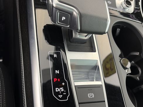 Certified 2025 Audi Q7 3.0T Premium Plus AWD/4WD image 36