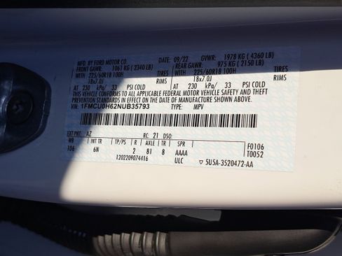 Used 2022 Ford Escape SEL w/ Technology Package FWD image 35
