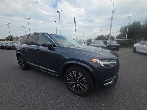Certified 2024 Volvo XC90 T8 Plus AWD/4WD image 3