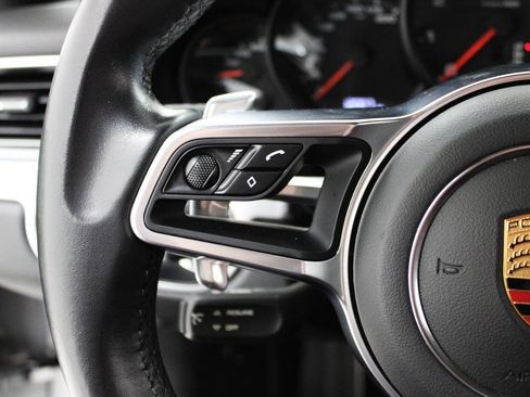 Used 2017 Porsche 911 Carrera image 23