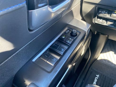 Used 2023 Toyota Tundra Platinum image 12