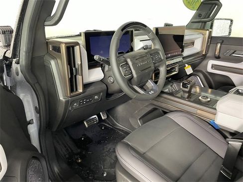 New 2025 GMC Hummer EV 3X w/ Extreme Off-Road Package image 3