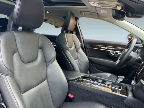 Used 2018 Volvo S90 T5 Momentum w/ Convenience Package image 31