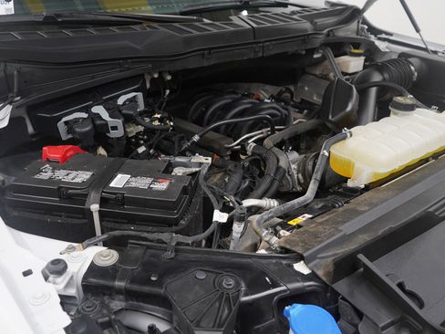 Used 2024 Ford F150 XLT w/ Tow/Haul Package image 31