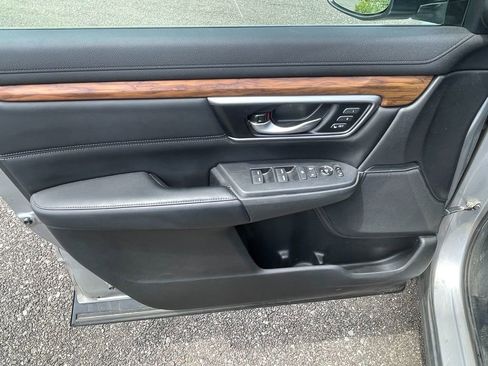 Used 2020 Honda CR-V Touring image 10