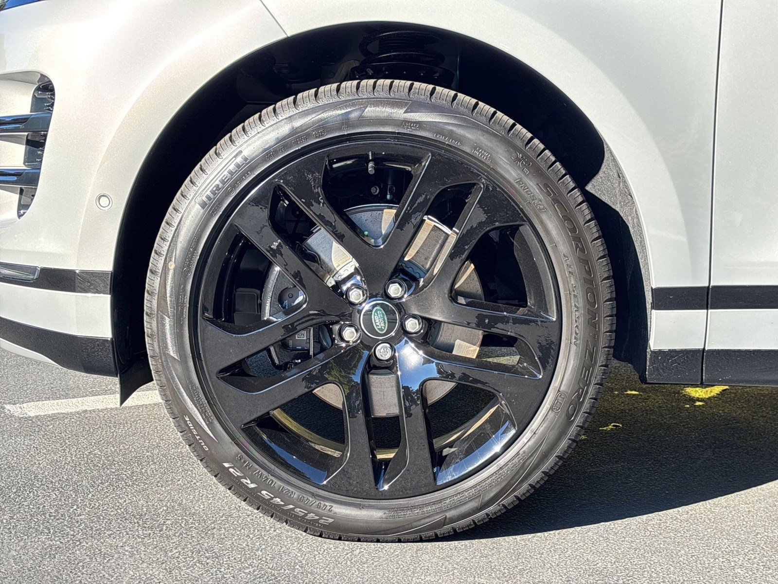 New 2026 Land Rover Range Rover Evoque Dynamic SE AWD/4WD image 12
