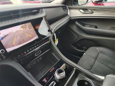 New 2026 Jeep Grand Cherokee Laredo image 28