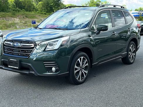 Certified 2023 Subaru Forester Limited AWD/4WD image 3