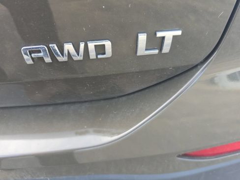 Used 2024 Chevrolet Equinox LT AWD/4WD image 10